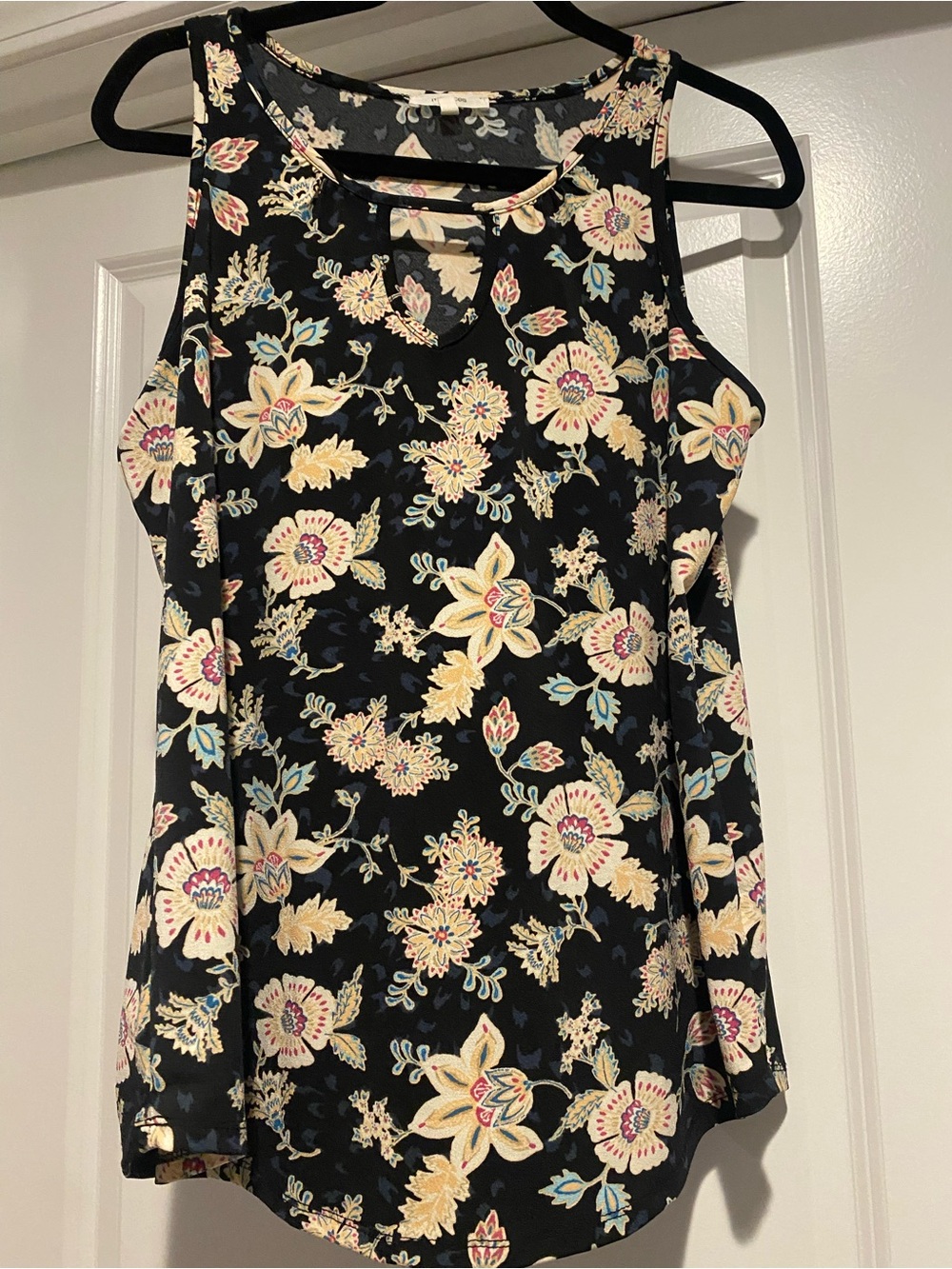 Maurice’s  Floral Sleeveless Blouse - Elegant Everyday Top